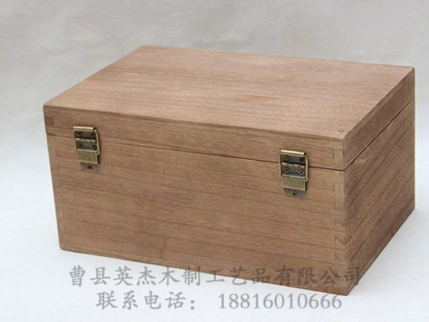 點擊查看詳細信息<br>標題：復古松木盒 閱讀次數(shù)：1295
