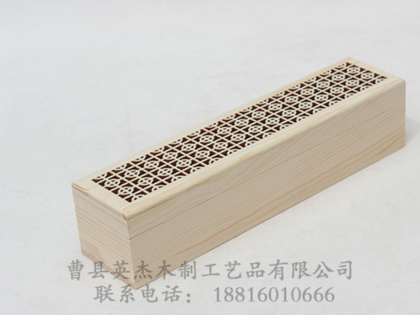 點(diǎn)擊查看詳細(xì)信息<br>標(biāo)題：松木鏤空高檔木盒 閱讀次數(shù)：1646