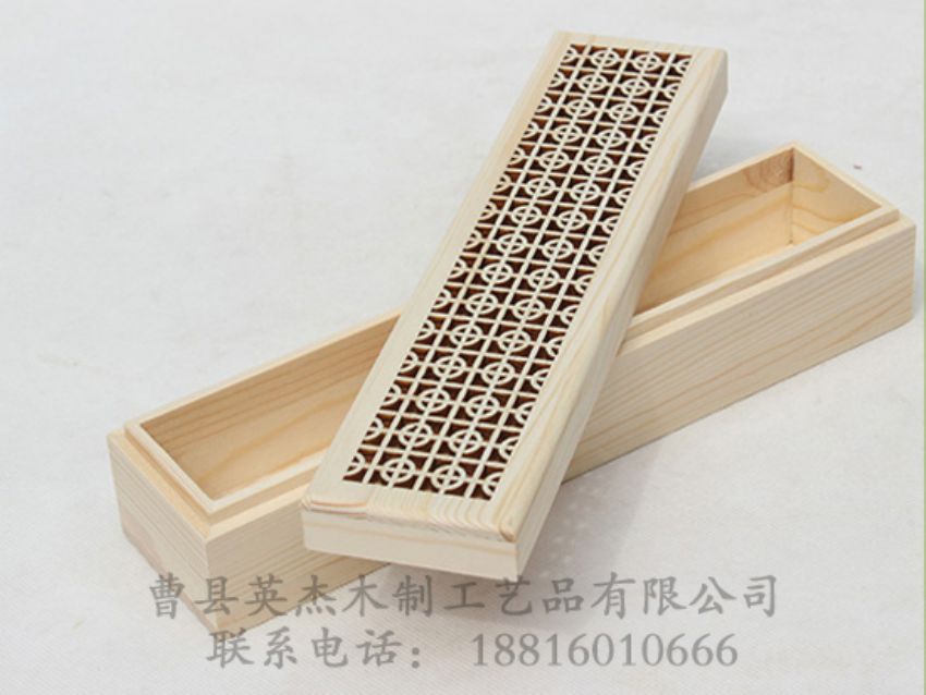 點(diǎn)擊查看詳細(xì)信息<br>標(biāo)題：松木鏤空高檔木盒 閱讀次數(shù)：1584