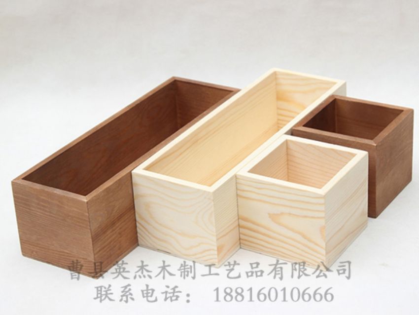 點(diǎn)擊查看詳細(xì)信息<br>標(biāo)題：松木原木色儲(chǔ)物盒 閱讀次數(shù)：1539