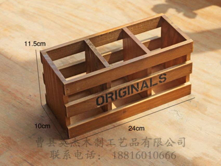 點擊查看詳細信息<br>標題：復古木框盒 閱讀次數(shù)：1089
