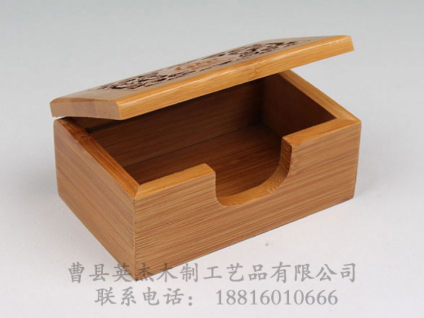 點擊查看詳細信息<br>標題：高檔竹木名片盒 閱讀次數(shù)：1255