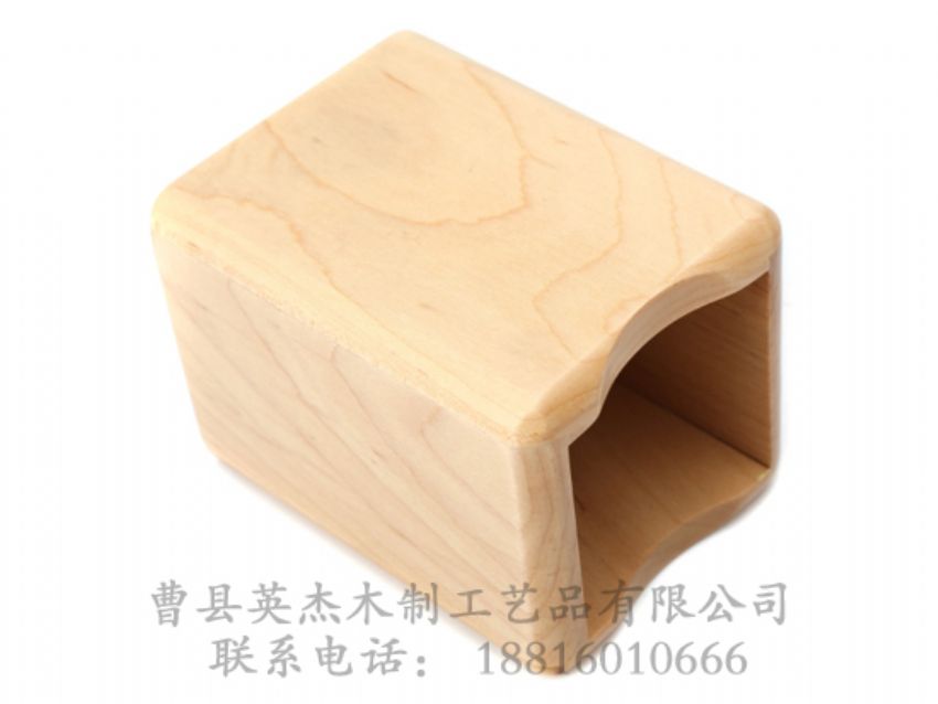 點擊查看詳細信息<br>標題：木制筆筒 閱讀次數(shù)：1249