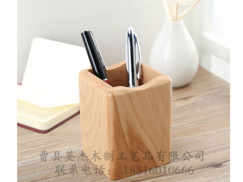 點擊查看詳細信息<br>標題：木制筆筒 閱讀次數(shù)：1278