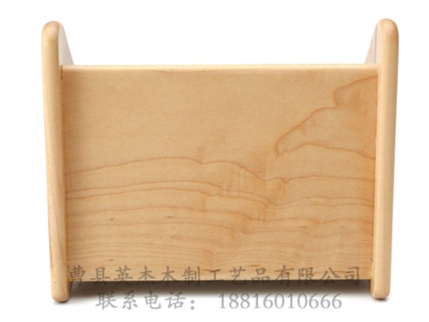 點擊查看詳細信息<br>標(biāo)題：櫻桃木遙控機器木盒 閱讀次數(shù)：1282