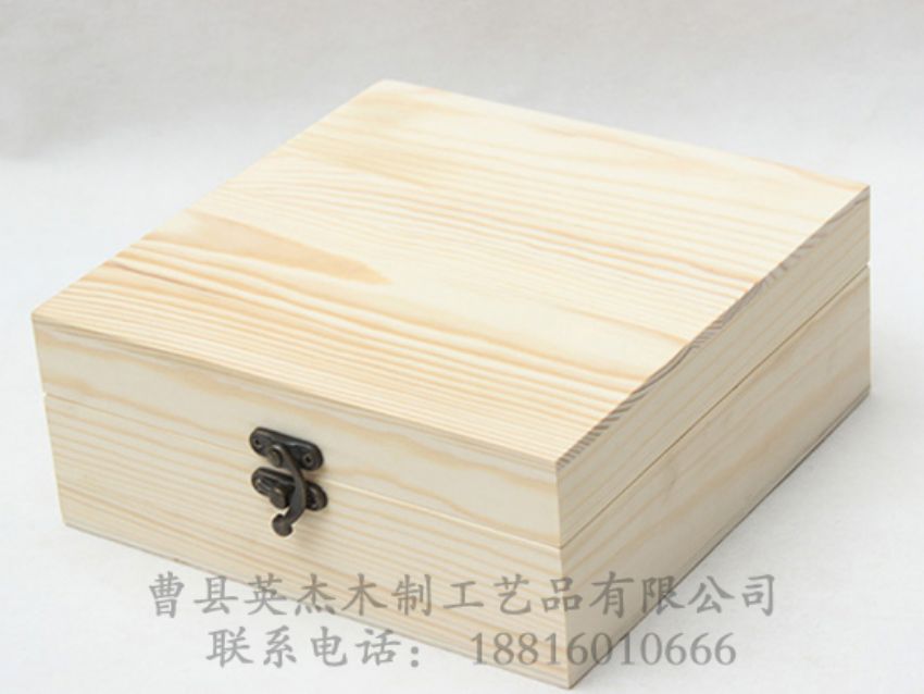 點擊查看詳細信息<br>標題：松木原木色木盒 閱讀次數(shù)：1152