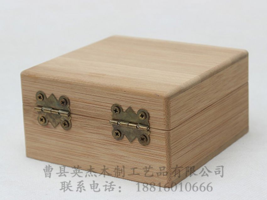 點擊查看詳細信息<br>標題：原木色竹木木盒 閱讀次數(shù)：1271