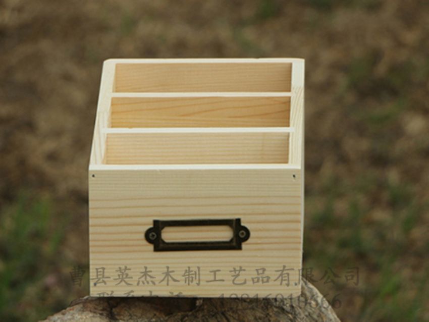 點擊查看詳細(xì)信息<br>標(biāo)題：出口3格儲物盒 閱讀次數(shù)：1339