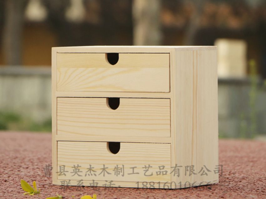 點擊查看詳細(xì)信息<br>標(biāo)題：松木3斗櫥子 閱讀次數(shù)：1676