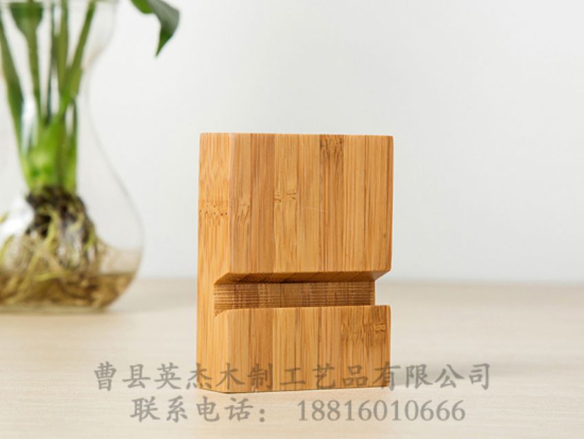 點(diǎn)擊查看詳細(xì)信息<br>標(biāo)題：竹木手機(jī)支架 閱讀次數(shù)：1720