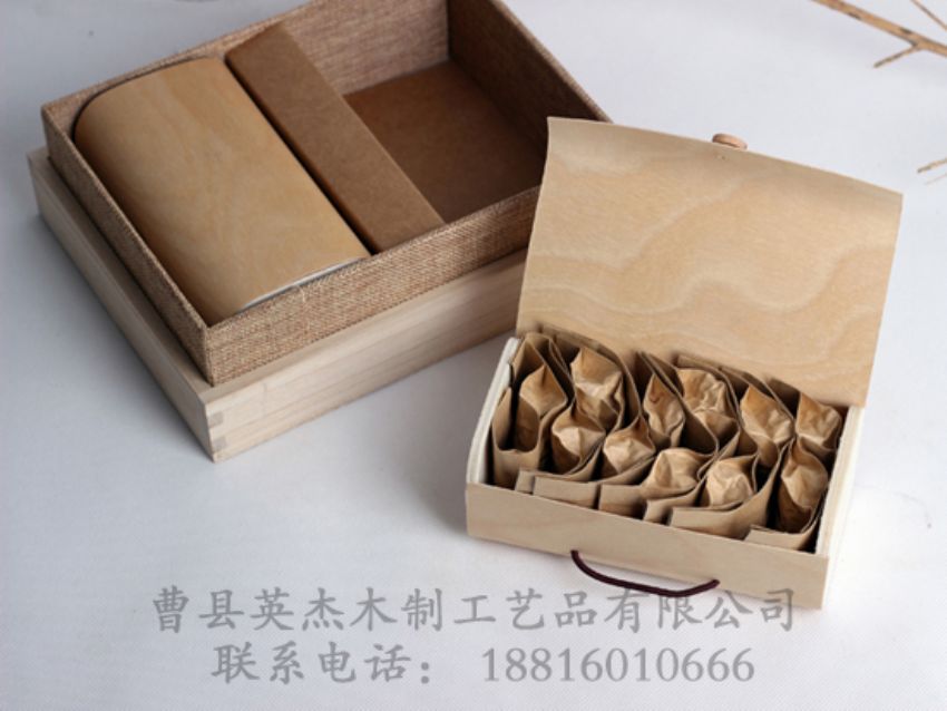點擊查看詳細信息<br>標題：木制茶葉盒 閱讀次數(shù)：1262