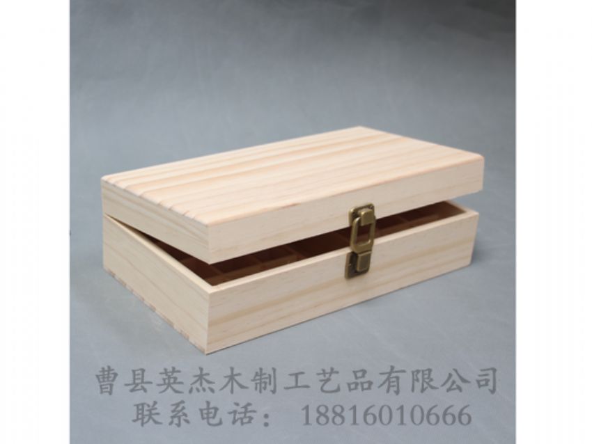 點(diǎn)擊查看詳細(xì)信息<br>標(biāo)題：高檔精油木盒 閱讀次數(shù)：3247