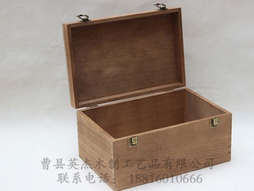 點(diǎn)擊查看詳細(xì)信息<br>標(biāo)題：復(fù)古松木盒 閱讀次數(shù)：3244