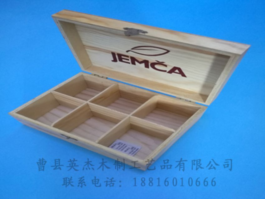 點(diǎn)擊查看詳細(xì)信息<br>標(biāo)題：竹木茶葉盒 閱讀次數(shù)：1100