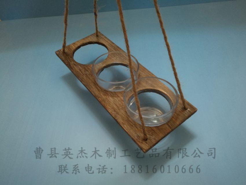 點(diǎn)擊查看詳細(xì)信息<br>標(biāo)題：木制底座  木制杯蓋 閱讀次數(shù)：1155