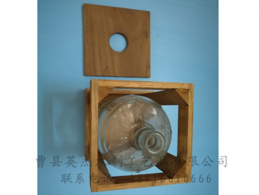 點(diǎn)擊查看詳細(xì)信息<br>標(biāo)題：木制底座  木制杯蓋 閱讀次數(shù)：1147
