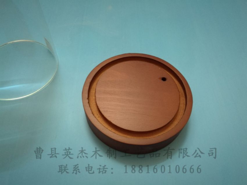 點(diǎn)擊查看詳細(xì)信息<br>標(biāo)題：木制底座  木制杯蓋 閱讀次數(shù)：1170