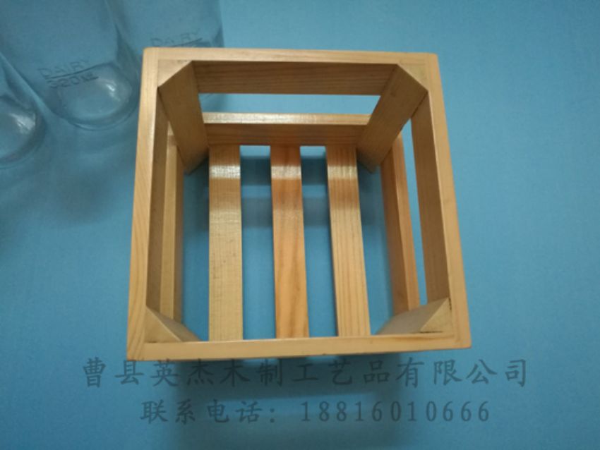 點(diǎn)擊查看詳細(xì)信息<br>標(biāo)題：木制底座  木制杯蓋 閱讀次數(shù)：1139