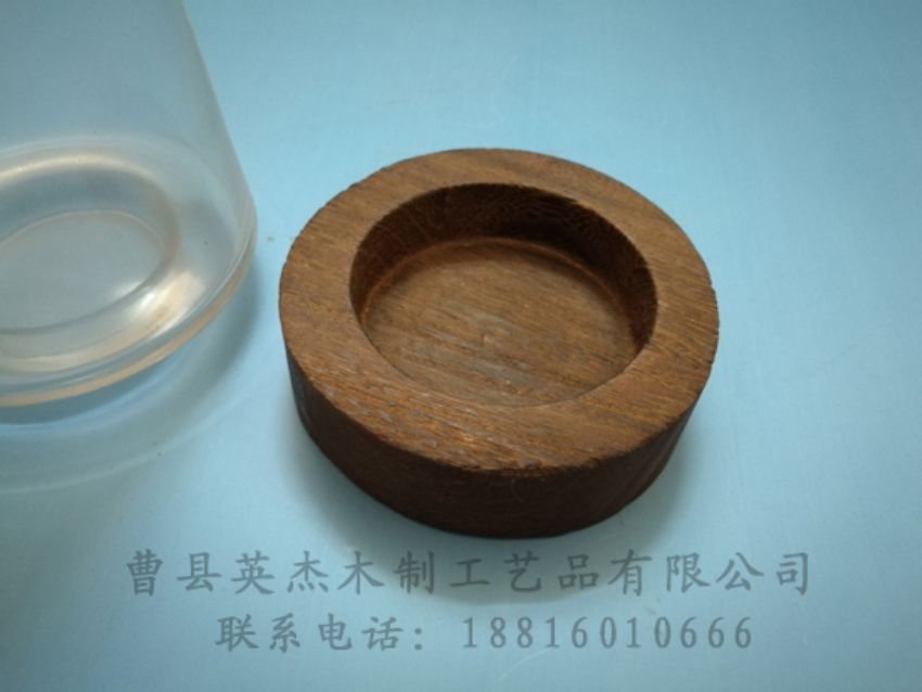 點(diǎn)擊查看詳細(xì)信息<br>標(biāo)題：木制底座  木制杯蓋 閱讀次數(shù)：1424