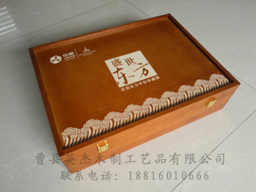 點(diǎn)擊查看詳細(xì)信息<br>標(biāo)題：木制紅酒盒 閱讀次數(shù)：1158
