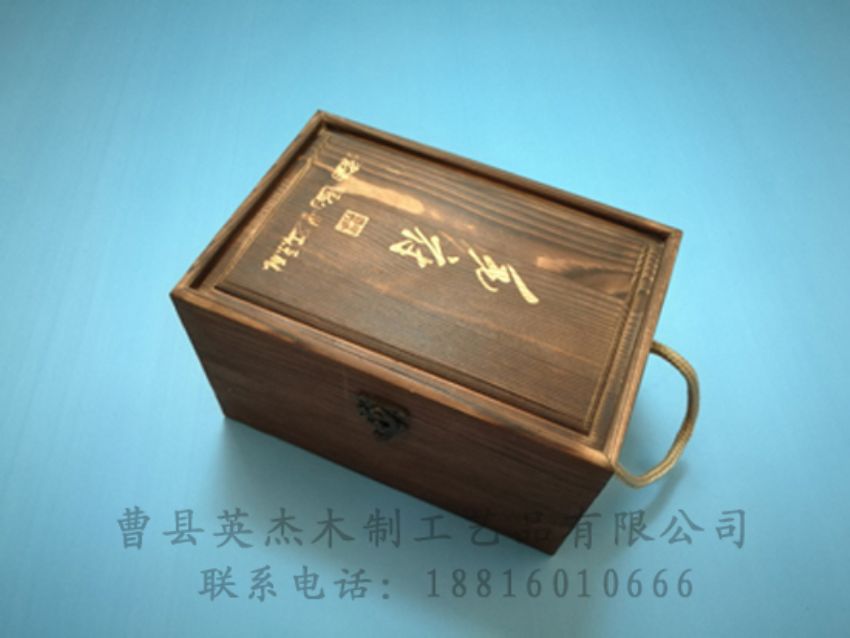 點(diǎn)擊查看詳細(xì)信息<br>標(biāo)題：木制紅酒盒 閱讀次數(shù)：1068