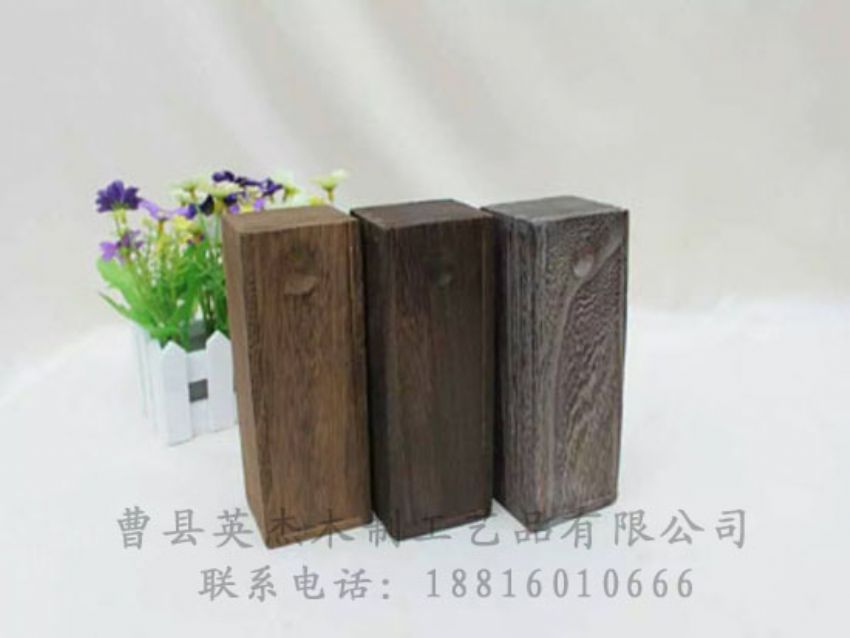 點(diǎn)擊查看詳細(xì)信息<br>標(biāo)題：木制紅酒盒 閱讀次數(shù)：1340