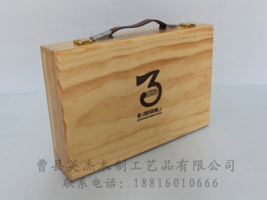 點(diǎn)擊查看詳細(xì)信息<br>標(biāo)題：木制紅酒盒 閱讀次數(shù)：1242