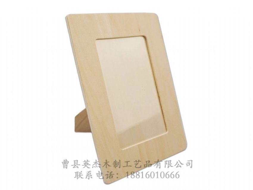 點(diǎn)擊查看詳細(xì)信息<br>標(biāo)題：實(shí)木相框 閱讀次數(shù)：1439
