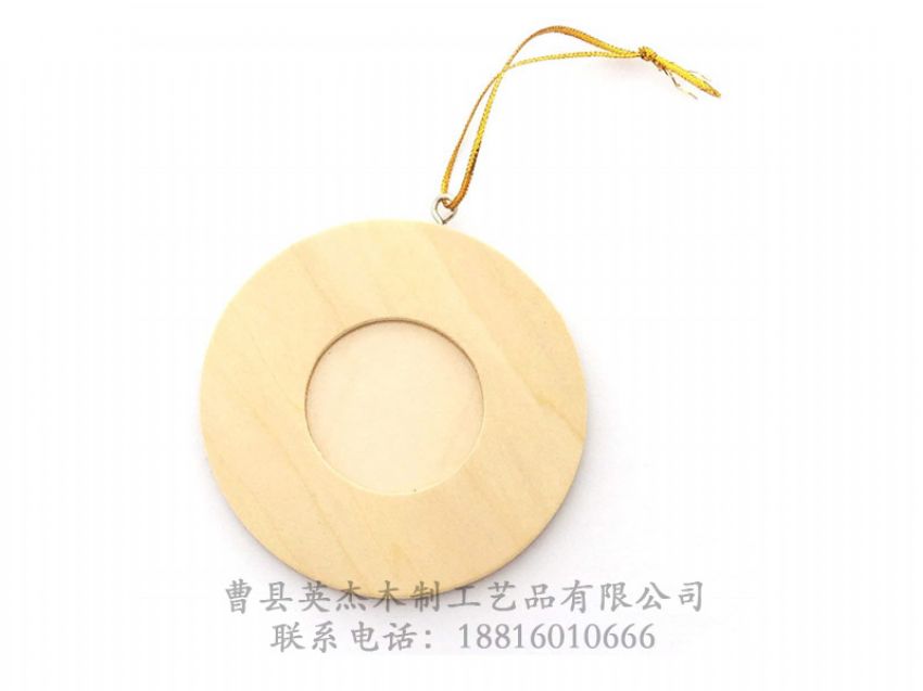 點(diǎn)擊查看詳細(xì)信息<br>標(biāo)題：實(shí)木相框 閱讀次數(shù)：1480