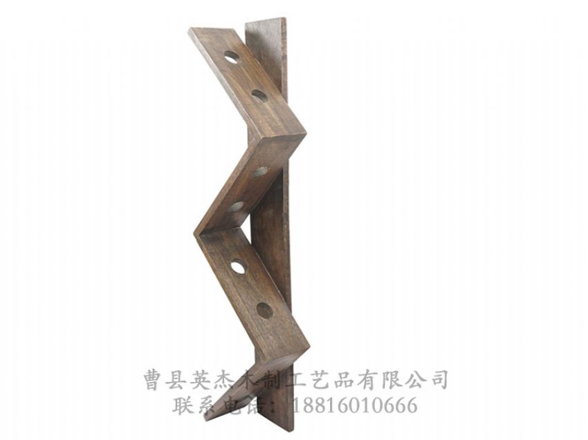 點擊查看詳細信息<br>標題：木制酒架 閱讀次數(shù)：1045