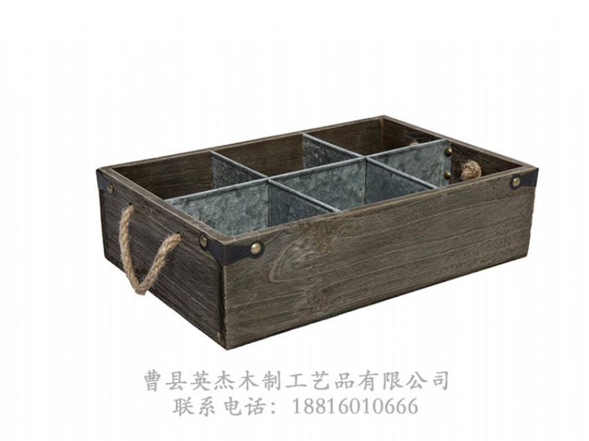 點(diǎn)擊查看詳細(xì)信息<br>標(biāo)題：木制酒盒 閱讀次數(shù)：981