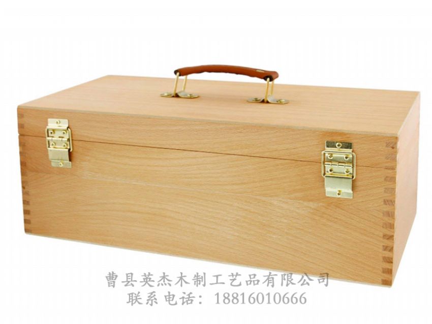 點(diǎn)擊查看詳細(xì)信息<br>標(biāo)題：木制文具包裝盒 閱讀次數(shù)：1114