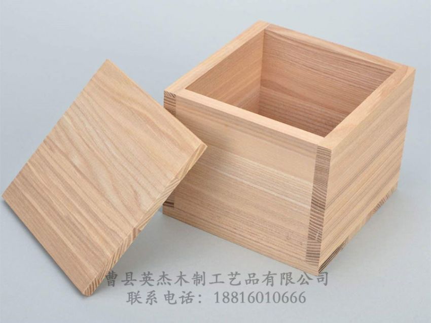 點(diǎn)擊查看詳細(xì)信息<br>標(biāo)題：木制文具包裝盒 閱讀次數(shù)：989