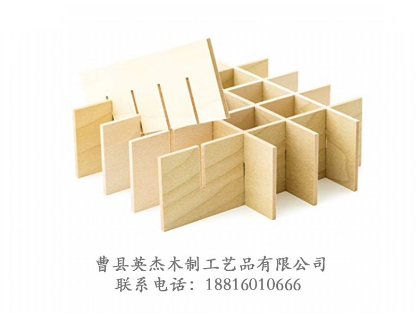 點擊查看詳細信息<br>標題：木制精油盒 閱讀次數(shù)：1359