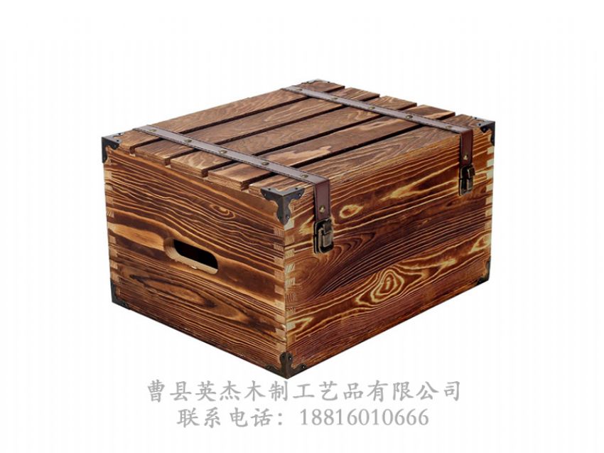 點(diǎn)擊查看詳細(xì)信息<br>標(biāo)題：木制酒盒 閱讀次數(shù)：1551