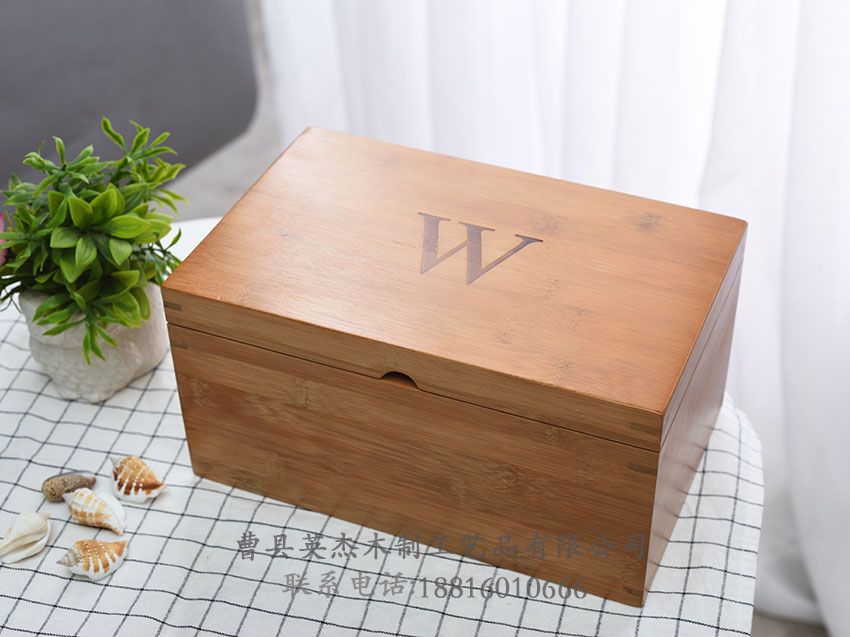 點(diǎn)擊查看詳細(xì)信息<br>標(biāo)題：竹木茶葉盒 閱讀次數(shù)：1686
