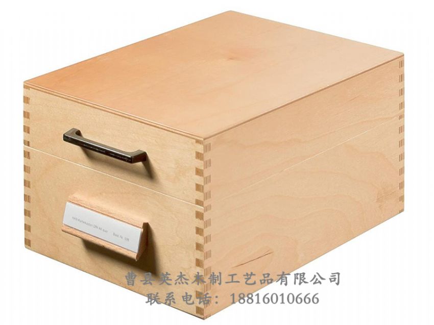點(diǎn)擊查看詳細(xì)信息<br>標(biāo)題：木制收納盒 閱讀次數(shù)：896
