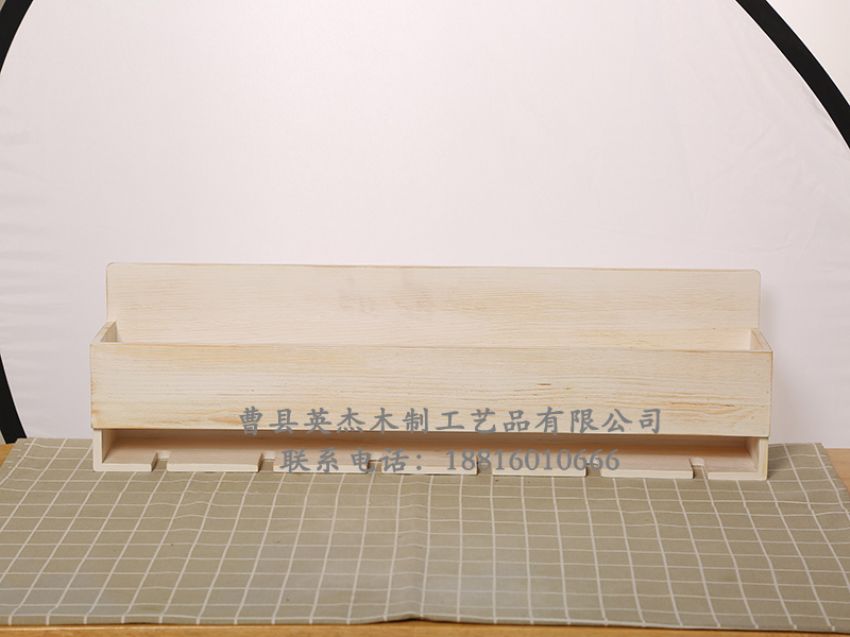 點(diǎn)擊查看詳細(xì)信息<br>標(biāo)題：掛墻木架 閱讀次數(shù)：739