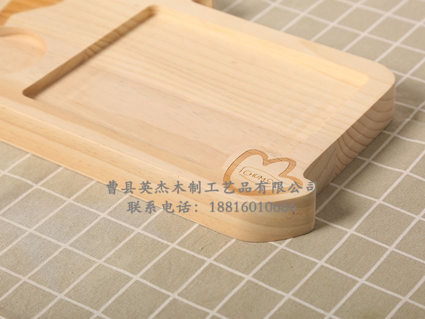 點(diǎn)擊查看詳細(xì)信息<br>標(biāo)題：松木菜板 閱讀次數(shù)：1000