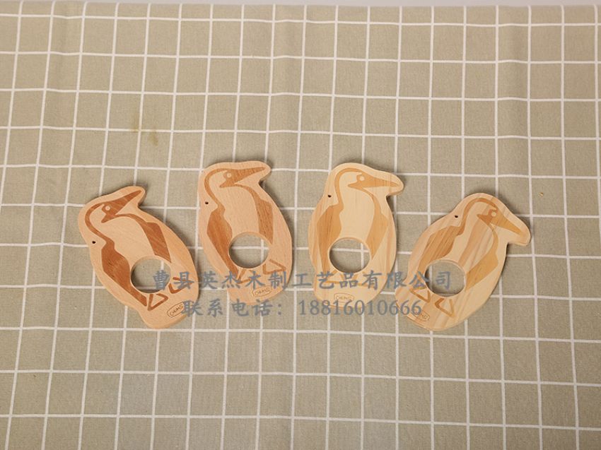 點擊查看詳細(xì)信息<br>標(biāo)題：動物形狀木板 閱讀次數(shù)：672